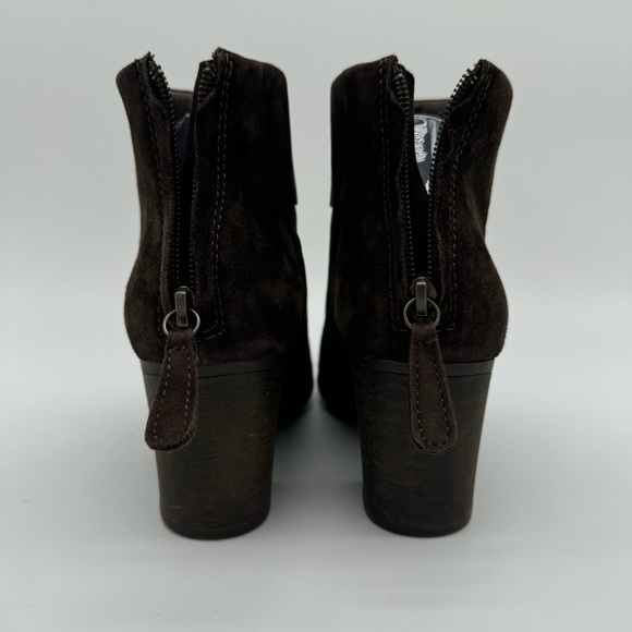Clarks Genuine Leather Brown Suede Heeled Ankle Boots Size 8.5 - Picture 7 of 13